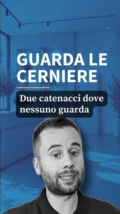 Armadio blindato: perché i catenacci anche sul lato delle cerniere #shorts